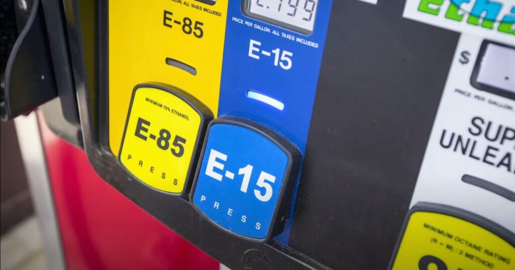 Can You Mix E85 With Regular Gas?
