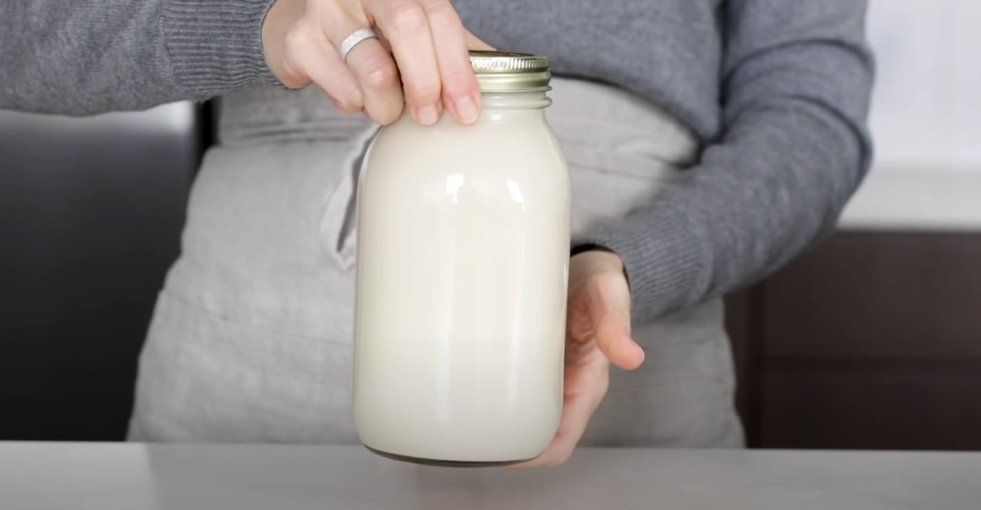 Can You Mix Yogurt and Milk? Read This First! CanYouMix