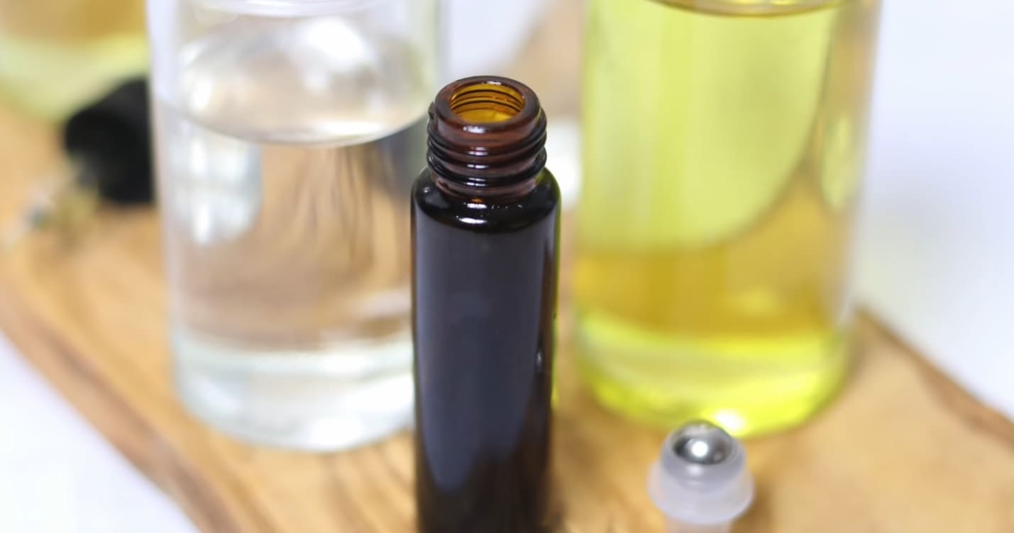 Can You Mix Jojoba Oil and Tea Tree Oil?