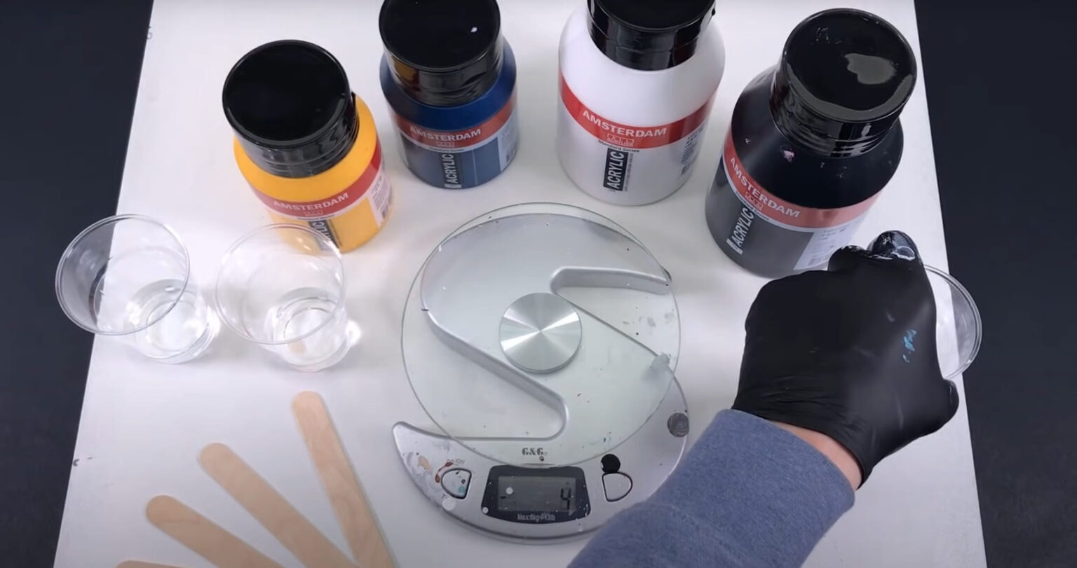 Can You Mix Water With Acrylic Paint? CanYouMix