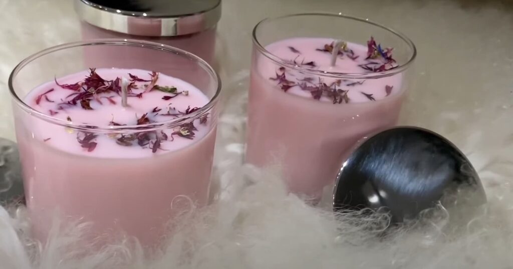 Can You Mix Paraffin and Soy Wax? (Explained!) CanYouMix