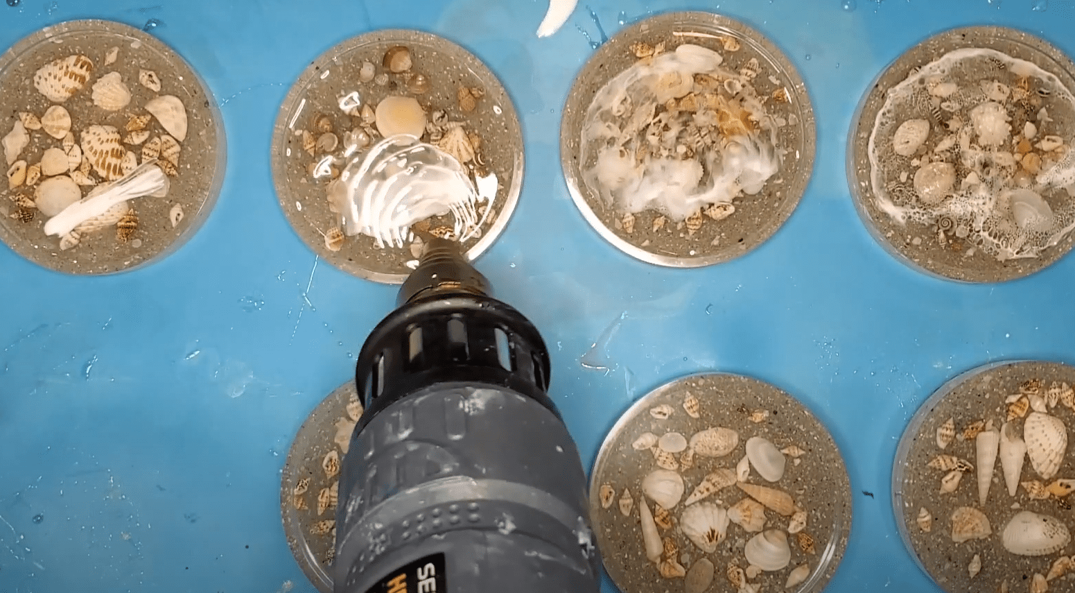 Can You Mix Epoxy Resin With Sand? CanYouMix