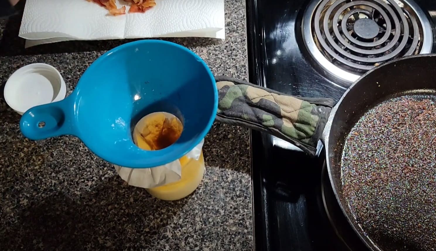 Can You Mix Bacon and Sausage Grease? CanYouMix