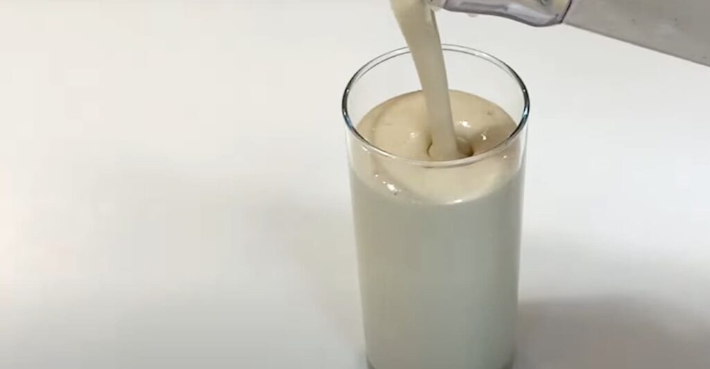 Disadvantages Of Mixing Protein Powder With Almond Milk