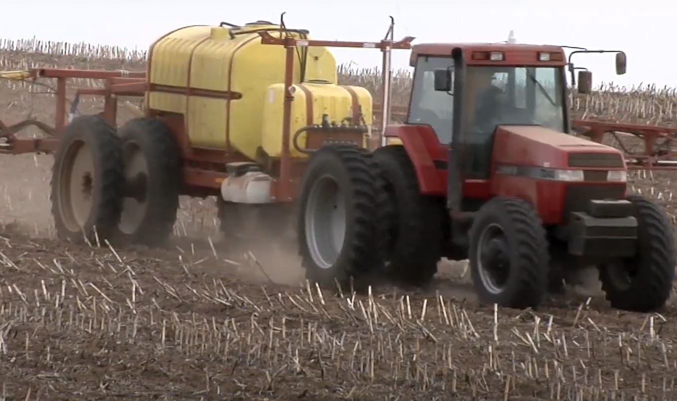 Can You Mix Roundup and Atrazine? CanYouMix