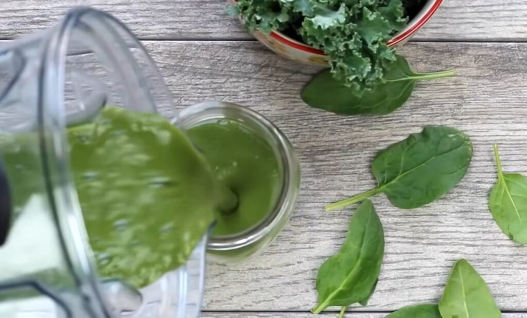 Tips for Using Athletic Greens in a Smoothie
