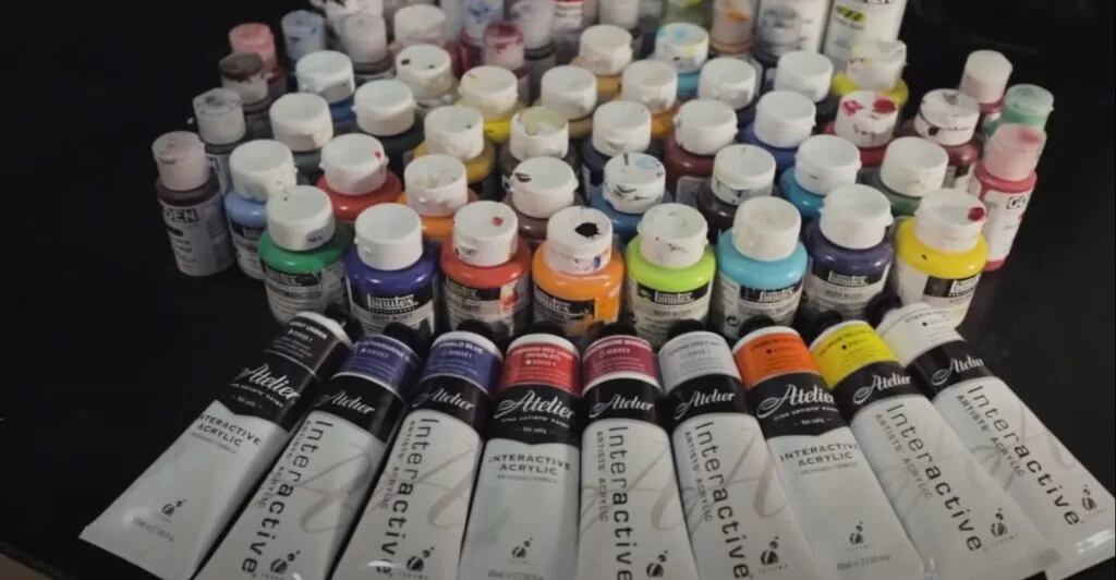 Enamel vs. Acrylic Paint: What's the Difference?