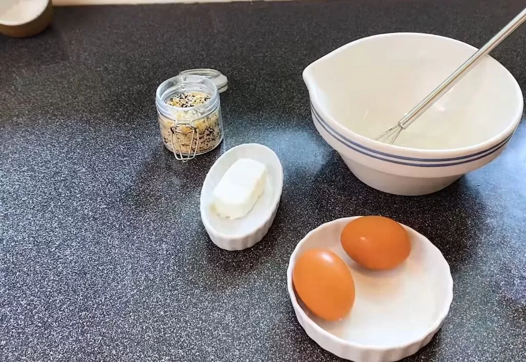 Tips for Mixing Cream Cheese With Eggs